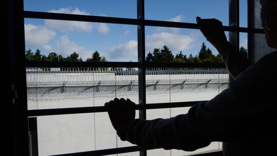 Wer zu lebenslanger Haft verurteilt wird, kann frühestens nach 15 Jahren aus dem Gefängnis entlassen werden. (Symbolfoto)