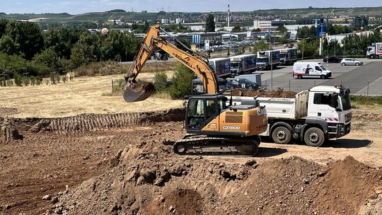 Vor wenigen Tagen haben die Bauarbeiten für den Moscheeneubau am Grenzgraben begonnen.