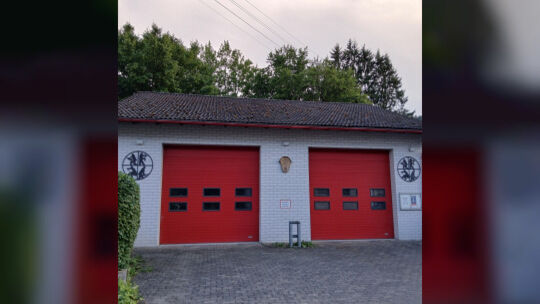 Die Feuerwehr aus Alsdorf hat mit der Feuerwehr Grünebach fusioniert. Die Gemeinde gab dem Zusammenschluss ihren Segen.