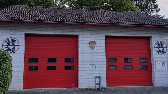 Die Feuerwehr aus Alsdorf hat mit der Feuerwehr Grünebach fusioniert. Die Gemeinde gab dem Zusammenschluss ihren Segen.