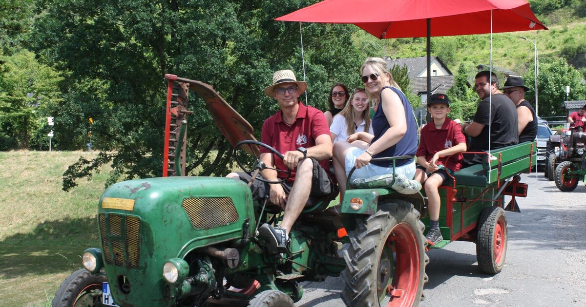 Senheim feiert vier Tage lang: Wo Moselwein auf Oldtimer trifft