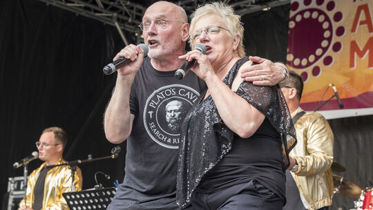 Die Dayson Farmboys sorgten für gute Stimmung beim Auftakt der Konzertreihe "Treffpunkt Alter Markt".