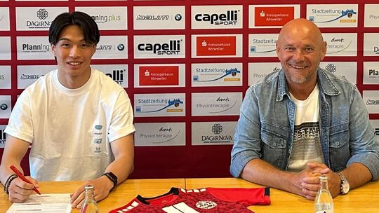Er ist Akteur Nummer 27 im Kader des Ahrweiler BC: Der Japaner Tomoya Kitizawa, der das Mittelfeld des Oberliga-Aufsteigers vers