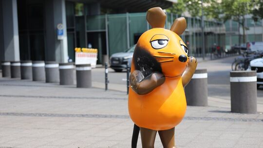 Ermittlungen nach Brandanschlag auf Maus-Figur eingestellt