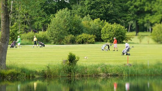 Seit 30 Jahren rollt auf dem Rasen des Golfclubs Hahn der Ball.