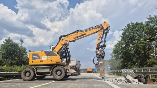Die A1 bei Wittlich musste von Freitag, 26. Juni, bis Sonntag, 28. Juni, wegen Fahrbahnschäden in Fahrtrichtung Koblenz voll ges