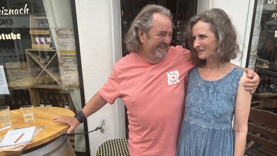Michael Grail und Andrea Lebrecht, die früher das Blumengeschäft Lützeler an dieser Stelle mitbetrieb.