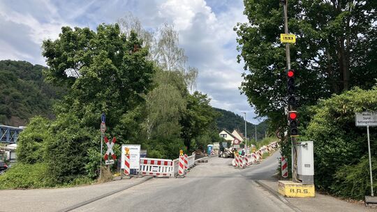 Wer nach Friedland möchte, kommt an der Baustelle am Hohenrhein nicht vorbei.