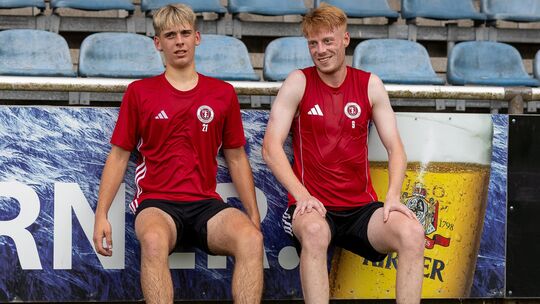 Starker Auftritt: Joshua Kleis (links) traf beim Test in Nohfelden doppelt für seinen neuen Verein, den SC Idar-Oberstein.