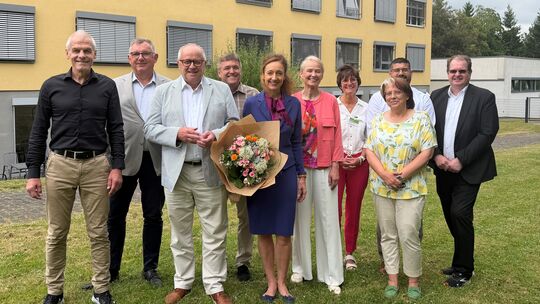 Freuten sich alle sehr über die neue Chefärztin der KJP in Altenkirchen, Martina Schmitt (Mitte): von links: VG-Bürgermeister Fr