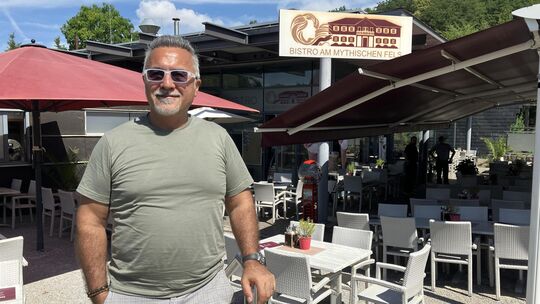Zu Tausenden bevölkern Musikfans den Loreley-Fels, wenn dort Konzerte gespielt werden. Auch das Bistro am mythischen Fels stellt