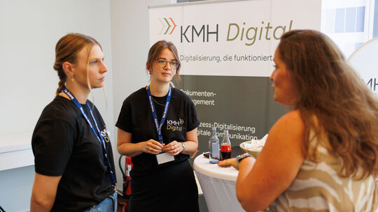 Welche digitalen Dienstleistungen LastMile rund um den Post- und Dokumentenverkehr anbietet, war jetzt Thema der Hausmesse „R(h) Welche digitalen Dienstleistungen LastMile rund um den Post- und Dokumentenverkehr anbietet, war jetzt Thema der Hausmesse „R(h)
