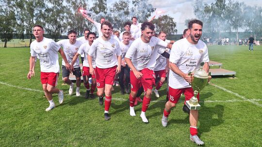 Mit dem Gewinn des Kreispokals hat die SG Reitzenhain/Bogel/Bornich ihre starke Saison in der Kreisliga A4 gekrönt. Jetzt kehrt