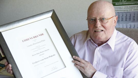 Hans-Robert Spreier erhielt 2010 die Freiherr-vom-Stein-Plakette, die höchste Auszeichnung für Kommunalpolitiker in Rheinland-Pf