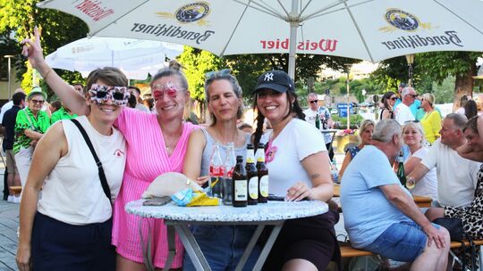 Trotz tropischer Temperaturen ist beim Sommerfest der Cochemer Karnevals-Gesellschaft auch in diesem Jahr gute Stimmung im gemüt