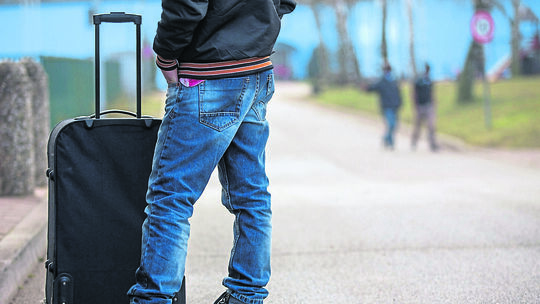 Flüchtlinge, die gemeinnützige Tätigkeiten verweigern, sollen künftig weniger Geld bekommen. Das schlägt zumindest der Kreisauss
