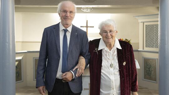 Ein ganz besonderes Jubiläum gab es für Hedwig Becker zu feiern. Sie wurde vor sage und schreibe 80 Jahren, also im ersten Nachk