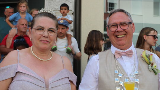Schützenkönig Danny Balogh und seine Königin Nicol.