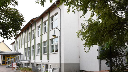 Bisher lagen die Sitzplätze des Ratsstübchens „eine Etage tiefer". Künftig sind sie für Gäste und Personal barrierefrei auf der Bisher lagen die Sitzplätze des Ratsstübchens „eine Etage tiefer". Künftig sind sie für Gäste und Personal barrierefrei auf der