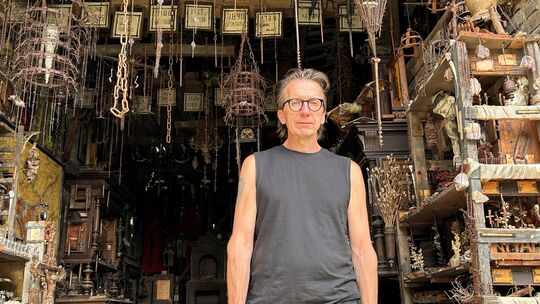 Seit 21 Jahren arbeitet Matthias Korb in Lohrheim an einer riesigen Installation, die sich mit "den Abläufen der Schöpfung in ih
