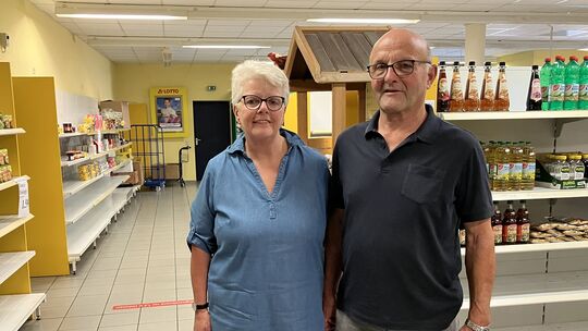 Aus gesundheitlichen Gründen schließen Petra und Peter Balzer ihren Lebensmittelmarkt am 18. Juli. Ein Dankeschön geht an langjä