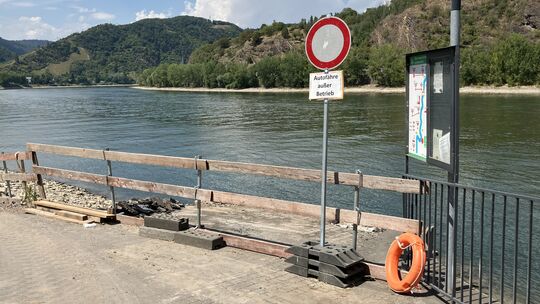 Seit vier Monaten ist die Rheinfähre in Boppard nun schon außer Betrieb. Viele sehnen eine rasche Wiederinbetriebnahme herbei. N