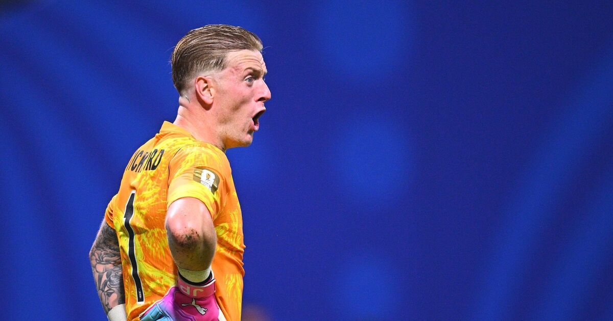 https://www.rhein-zeitung.de/cms_media/module_img/8581/4290717_1_defaultxl_Englands_Nationaltorhueter_Jordan_Pickford_hatte_umsonst_einen_Spickzettel_fuers_Elfmeterschiessen_vorbereitet._.jpeg