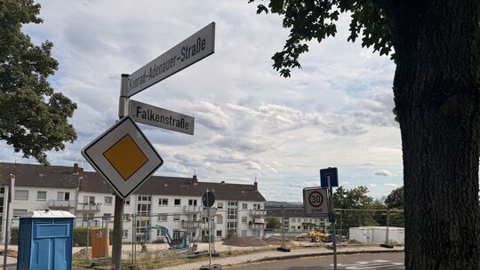 Wo lange gähnende Leere herrschte, wird nun gebaut. Das teilte das Heilpädagogisch-Therapeutische Zentrum den Bewohnern des Hedd