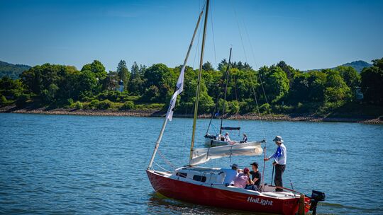 Bei der Regatta an Pfingsten machte der Wind das Segeln schwer.