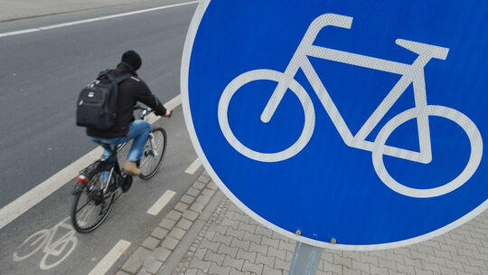 Radfahrer freuen sich, einige Anwohner und Geschäftsleute sind allerdings sauer, und auch der Stadtrat kann nicht nachvollziehen