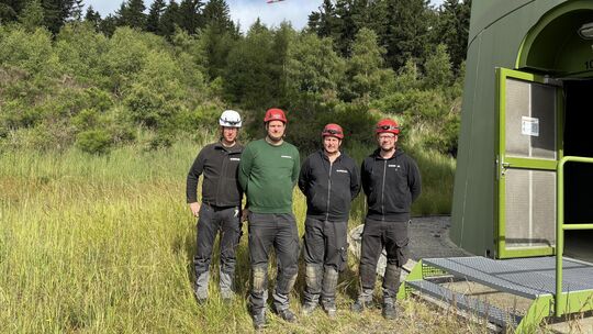 Sascha Werner (links) ist Gebietsleiter im Außendienst bei der Enercon Service GmbH. Er ist verantwortlich für das Team der Mech
