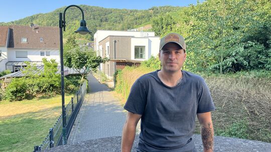 Seit zwei Jahren ist David Fuhrmann Ortsbürgermeister von Dernau. Seine bisherige Amtszeit ist stark vom Wiederaufbau nach der F