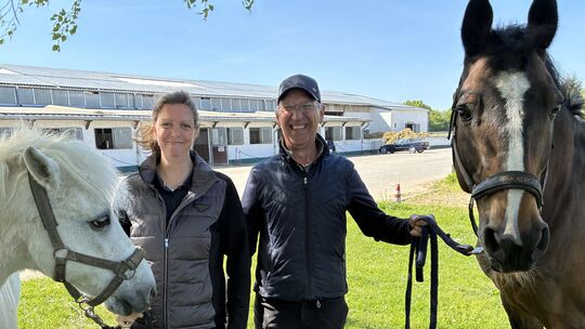 Daniela und Stephan Tölchert haben die Reitanlage des Reit- und Zuchtvereins Koblenz-Metternich seit März 2026 gepachtet. Sie bi