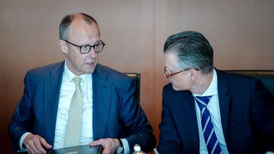 Merz und Kanzleramtschef Thorsten Frei (CDU) Merz und Kanzleramtschef Thorsten Frei (CDU)