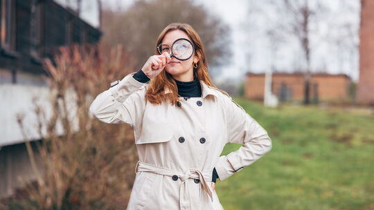 Agentin Antonia deckt in Andernach im Geheimauftrag der Wirtschaftsförderung Hidden Champions auf.