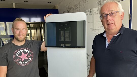 Vertriebsleiter Marcus Klein (rechts) und sein Kollege Sven Buchen (technischer Vertrieb) bleiben trotz des laufenden Insolvenzv