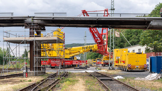 Die sanierungsbedürftige Linzhausenbrücke in Linz wird abgerissen. Die sanierungsbedürftige Linzhausenbrücke in Linz wird abgerissen.