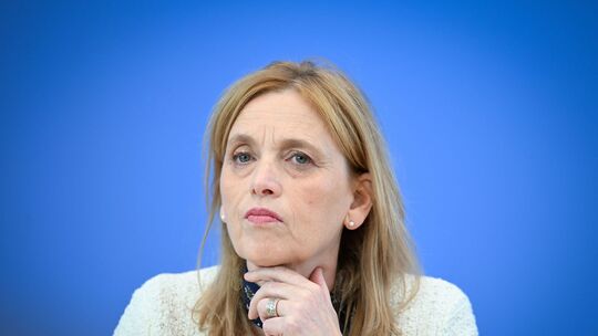 Familienministerin Karin Prien Familienministerin Karin Prien