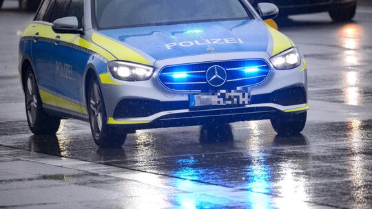 Ein Audi-Fahrer aus Altenkirchen geriet in Schladern ins Visier der Polizei. (Symbolbild)
