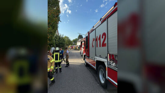 Am 14. Juli wurden gegen 18.15 Uhr zahlreiche Einsatzkräfte in die Hauptstraße nach Kettenhausen alarmiert. Das Stichwort lautet