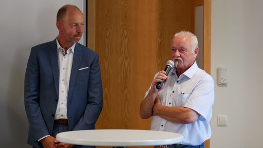 Kreishandwerksmeister Frank Wershofen (rechts) erinnert sich eindrücklich an den Tag nach der Flut. Dirk Lescher (Hauptabteilung