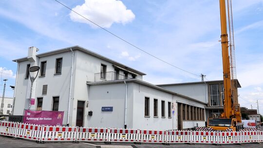 Auch nach der Korridorsanierung wird der Bahnhof Neuwied vorerst eine Baustelle bleiben. Was bedeutet das für die Fahrgäste? Auch nach der Korridorsanierung wird der Bahnhof Neuwied vorerst eine Baustelle bleiben. Was bedeutet das für die Fahrgäste?