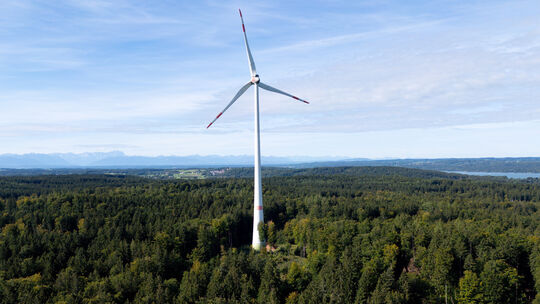 Um die geplanten Windräder auf dem Dachsberg entsteht keine Ruhe. Offensichtlich gibt es doch keinen Großabnehmer für den erzeug