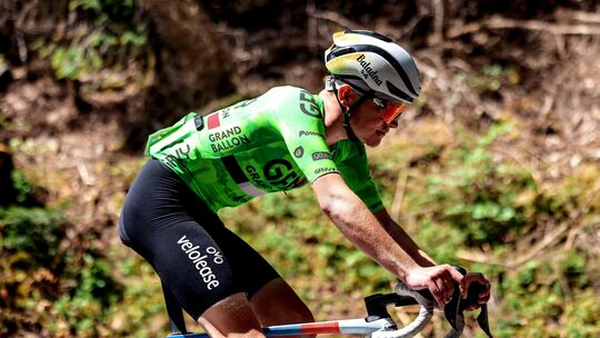 Der Betzdorfer Elias Jakobs verpasste beim GFNY Grand Ballon Straßenrennen als Elfter nur knapp eine Top-Ten-Platzierung. Der Betzdorfer Elias Jakobs verpasste beim GFNY Grand Ballon Straßenrennen als Elfter nur knapp eine Top-Ten-Platzierung.