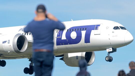 Polnische Fluglinie LOT
