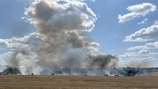 Solch ein Flächenbrand, wie es ihn kürzlich in Morbach im Hunsrück gab, ereignete sich nun auch in der Eifel bei Leienkaul.