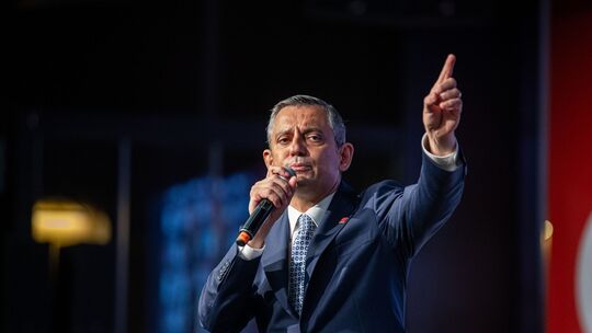 CHP Parteichef Özgür Özel