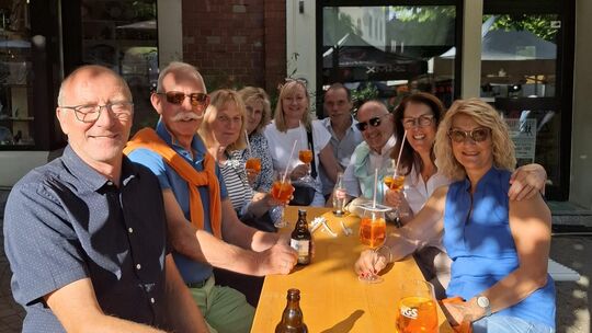 Auch diese Gäste genossen die entspannte Atmosphäre bei den Aperitivo-Abenden in der Obersteiner Innenstadt.