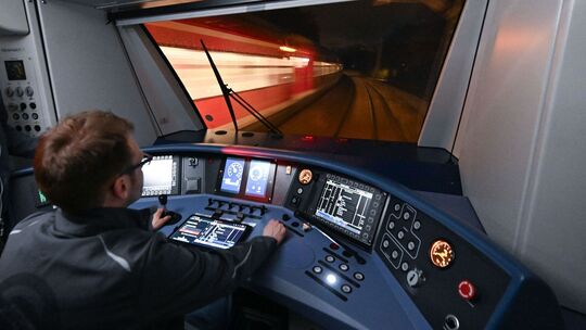 Testfahrt der S-Bahn mit dem ETCS System Testfahrt der S-Bahn mit dem ETCS System