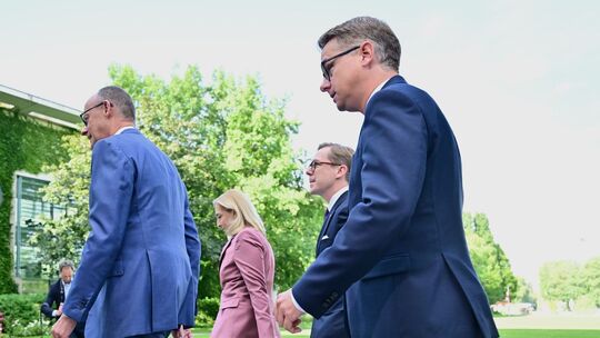 Personelle Veränderungen in Regierung und CDU Personelle Veränderungen in Regierung und CDU